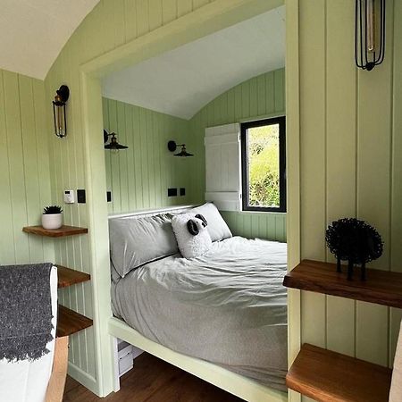 Hettie Luxury Shepherds Hut Semley ภายนอก รูปภาพ