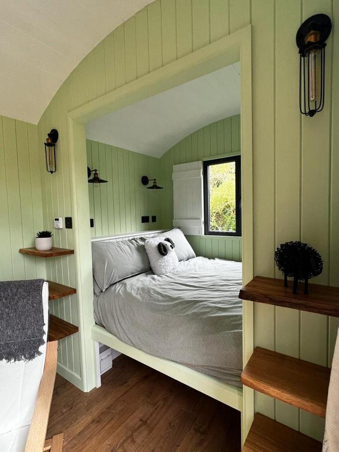 Hettie Luxury Shepherds Hut Semley ภายนอก รูปภาพ